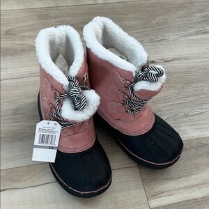 Nautica Pink and Black Winter Boots